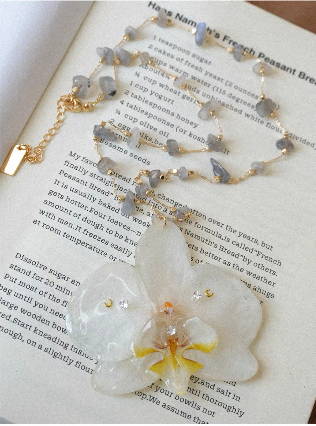 Evening Bloom — Orchid Statement Necklace