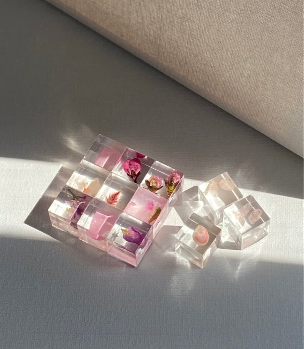 2 PCS Flower Cube Handmade Magnets