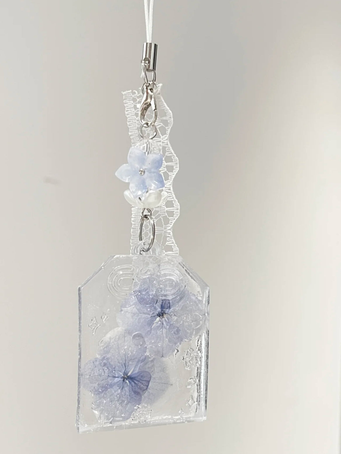 Purple Whisper— Pressed Flower Keychain & Car Pendant