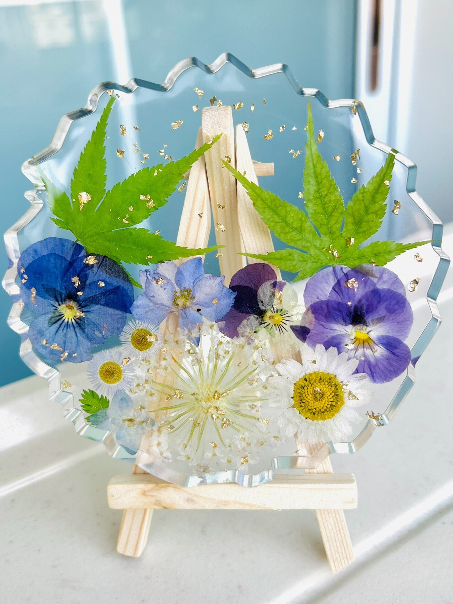 Somewhere in a Dream —Pressed Flower Coaster with Wooden Stand