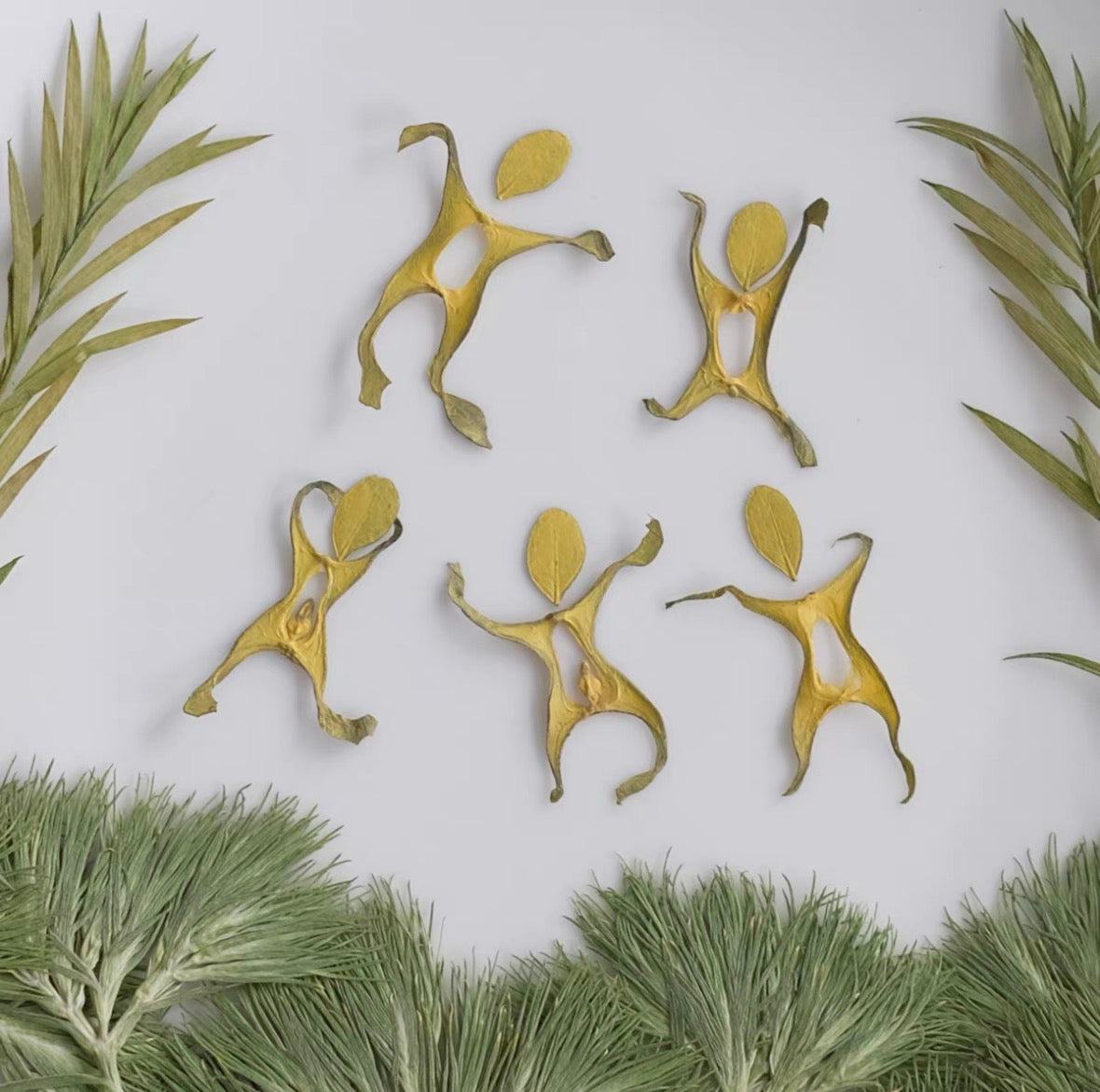 Little People Flower Art Kit – DIY Leaf Craft Playful Pressed Flower DIY, Creative Nature Craft for Journaling & Gifts