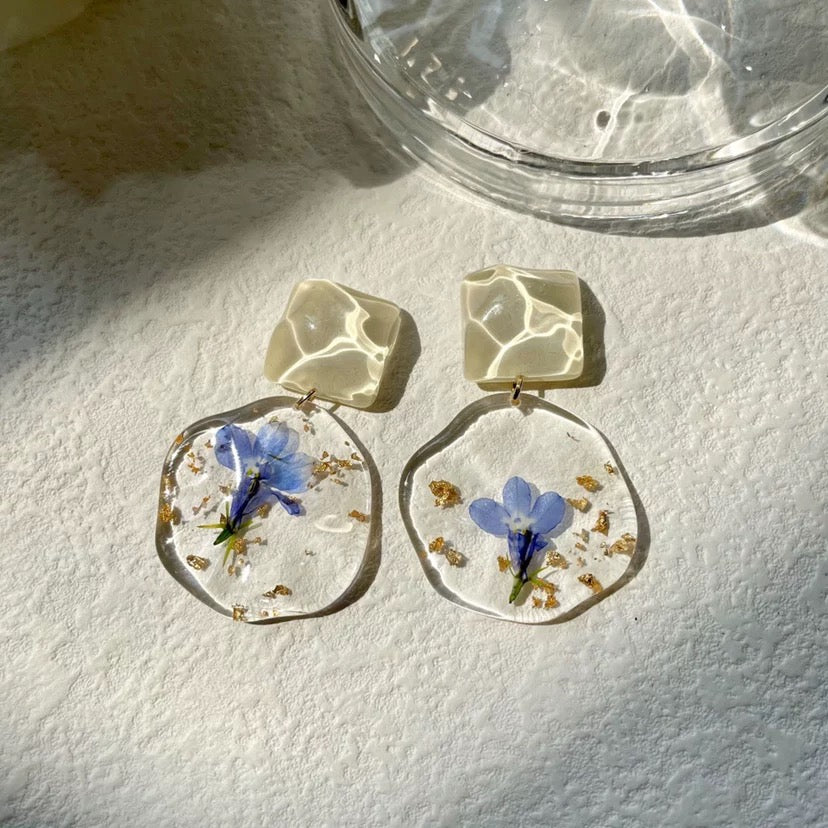 Dancing Petals — Botanical Flower Resin Earrings