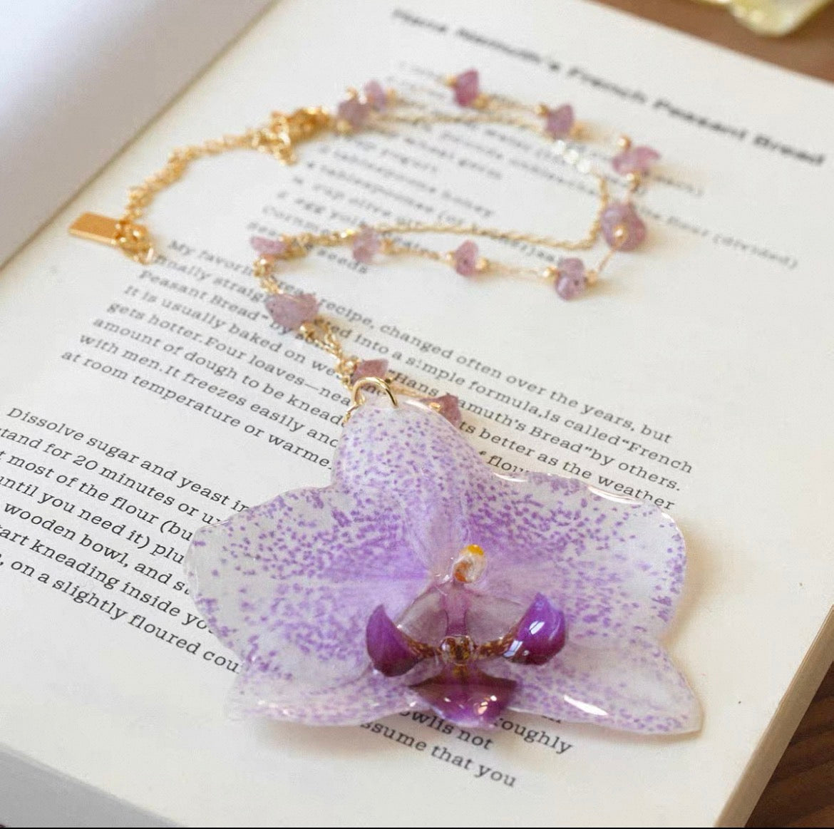 Evening Bloom — Orchid Statement Necklace