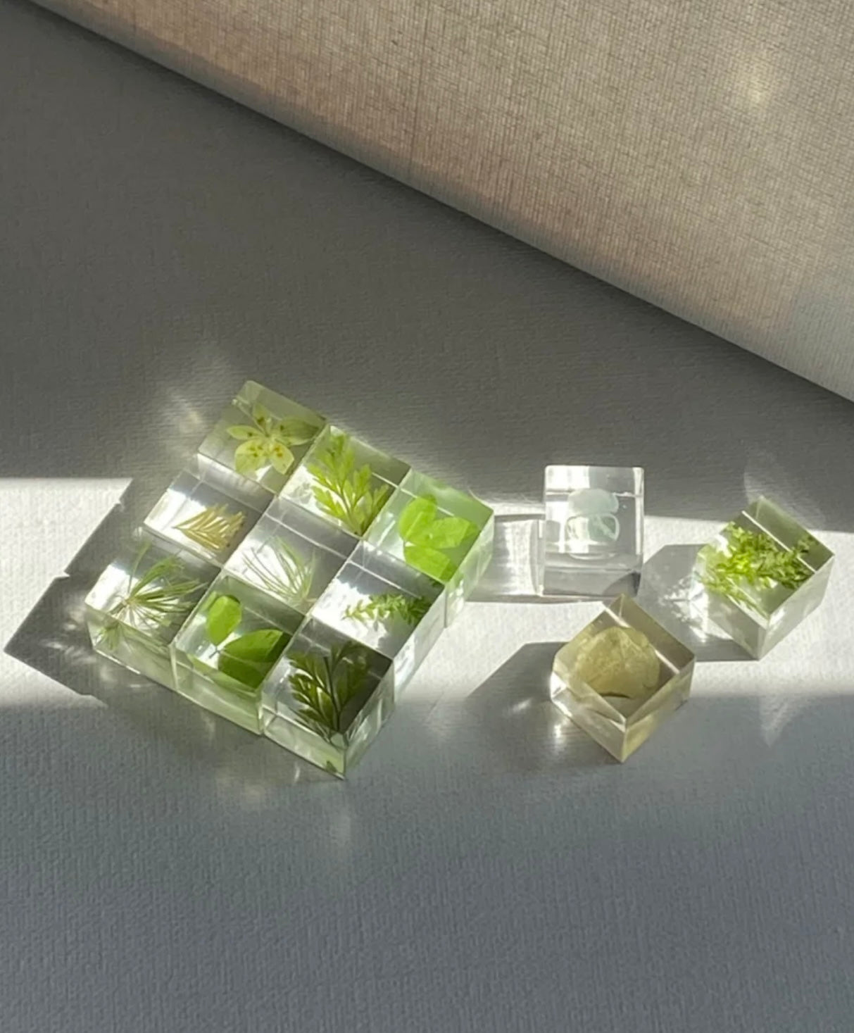 2 PCS Flower Cube Handmade Magnets