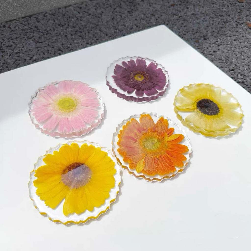 Sunlit Bloom — Gerbera Resin Coaster