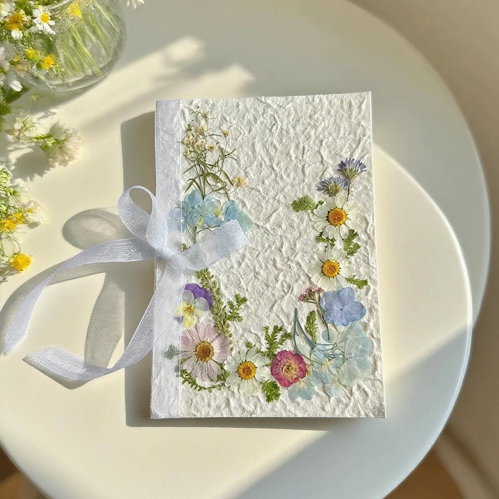 A Gift to Hold Your Words —Bontanical Pressed Flower Card