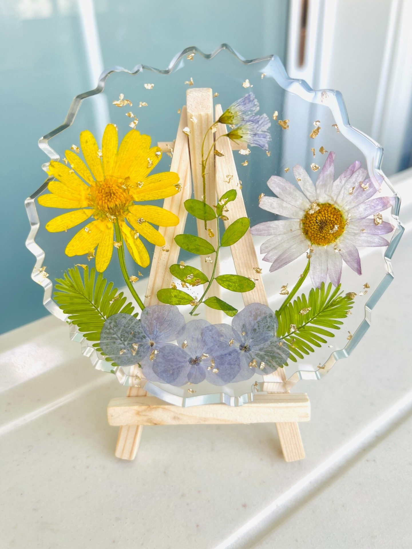Somewhere in a Dream —Pressed Flower Coaster with Wooden Stand