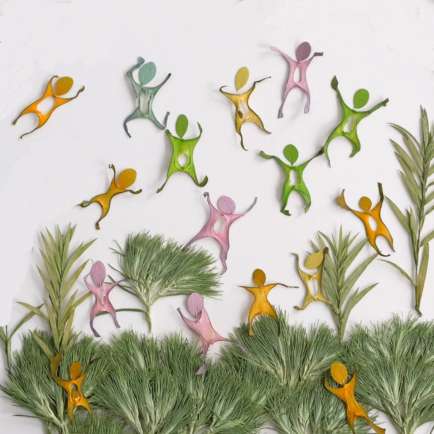 Little People Flower Art Kit – DIY Leaf Craft Playful Pressed Flower DIY, Creative Nature Craft for Journaling & Gifts