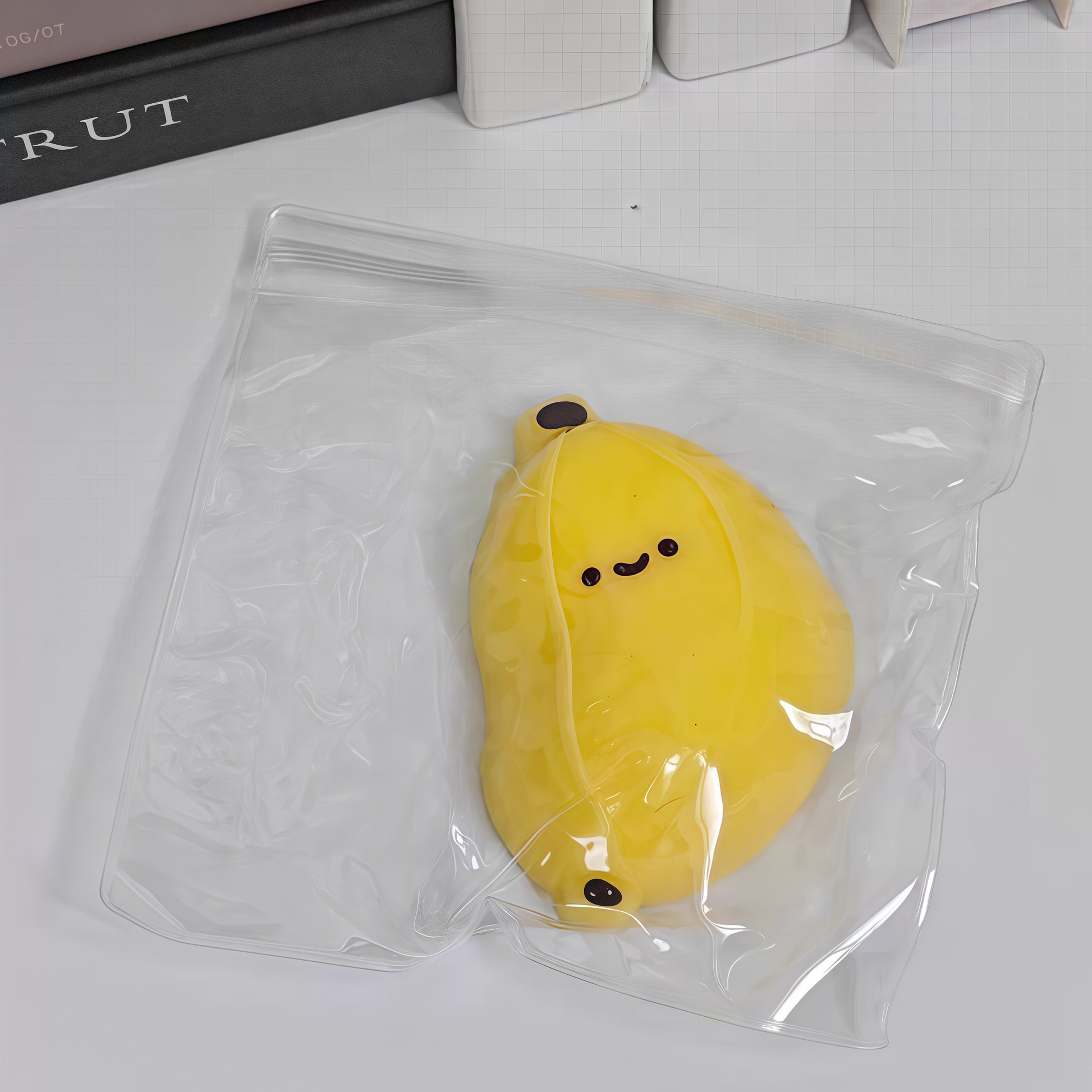 Be with you• Squishy Banana Toy for Playful Breaks