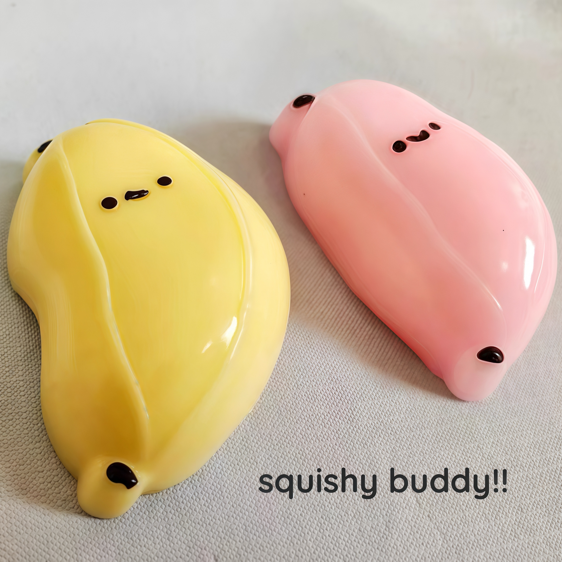 Be with you• Squishy Banana Toy for Playful Breaks