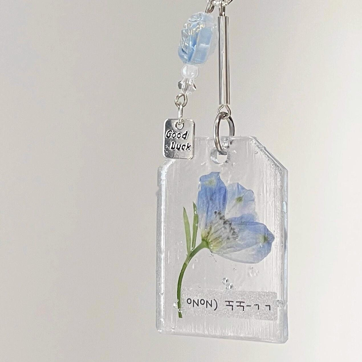 Pressed flower swallow keychain with real resin charm – handmade gift